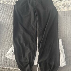 VUORI BOYFRIEND SWEATS MED DARK GRAY